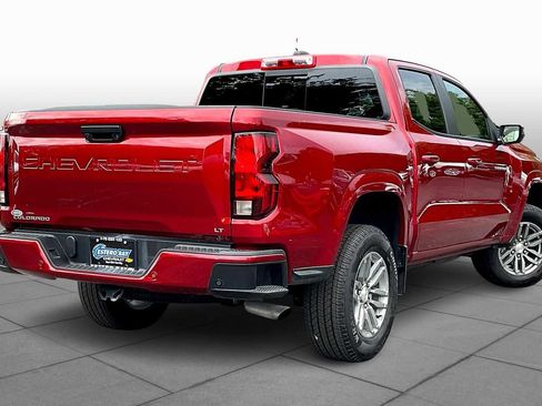 Used 2024 Chevrolet Colorado LT w/ LT Convenience Package image 12