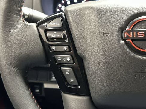 Used 2024 Nissan Frontier PRO-4X w/ Pro Premium Package AWD/4WD image 17