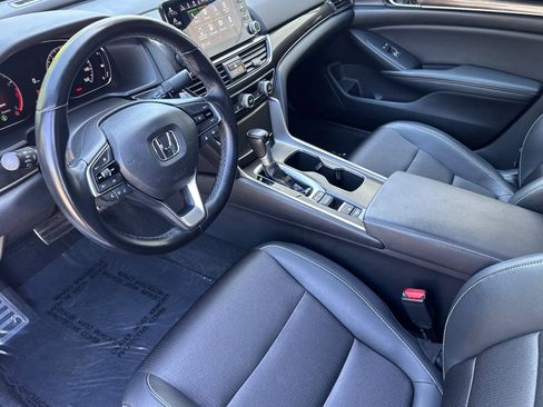 Used 2021 Honda Accord Sport image 4