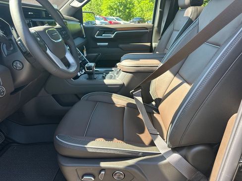New 2026 GMC Sierra 1500 Denali AWD/4WD image 10