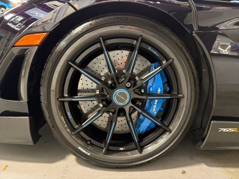 Used 2021 McLaren 765LT image 23