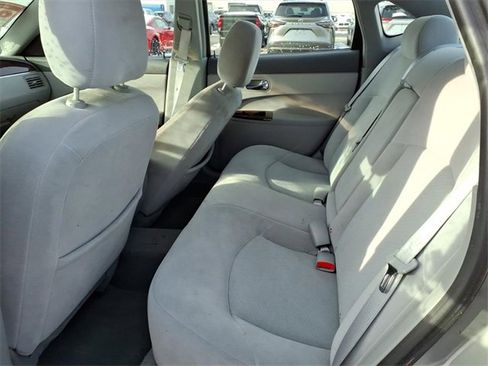 Used 2007 Buick LaCrosse CX w/ Chrome Enhancement Package image 9