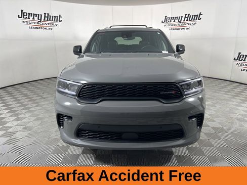 Used 2025 Dodge Durango GT image 3