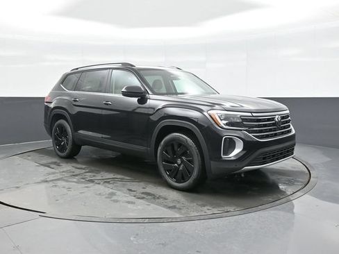 New 2026 Volkswagen Atlas SE AWD/4WD image 1