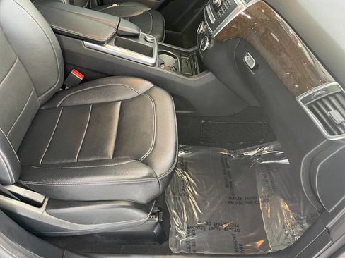 Used 2014 Mercedes-Benz ML 350 4MATIC image 31