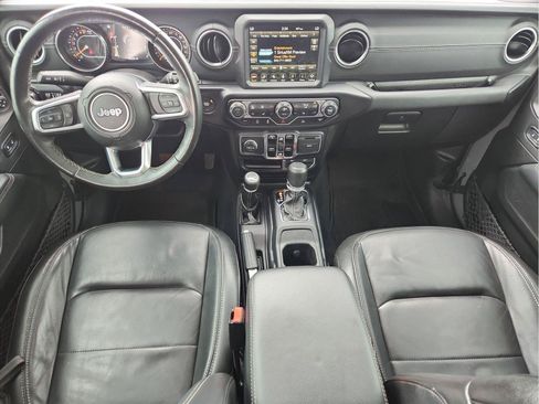 Used 2022 Jeep Wrangler Unlimited Sahara w/ LED Lighting Group AWD/4WD image 20