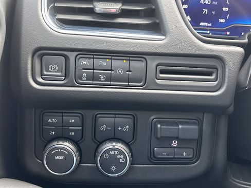 Used 2023 Chevrolet Tahoe RST w/ Sport Performance Package AWD/4WD image 29