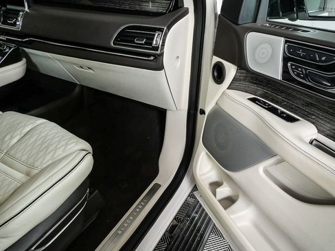 Used 2018 Lincoln Navigator Black Label w/ Cargo Package image 25