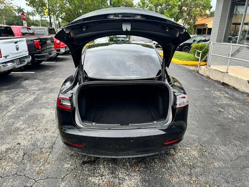 Used 2022 Tesla Model 3 Long Range AWD/4WD image 8