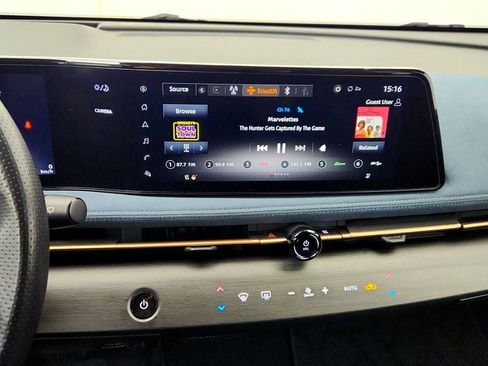 Used 2023 Nissan Ariya image 18