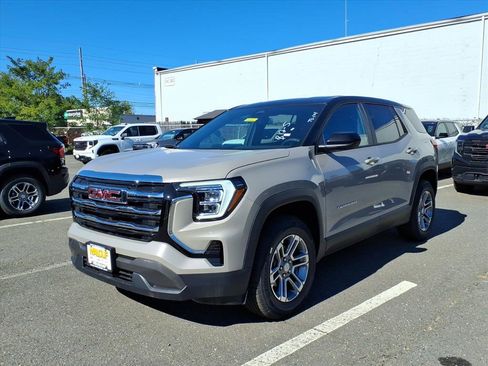 New 2026 GMC Terrain Elevation w/ LPO, Floor Liner Package image 3