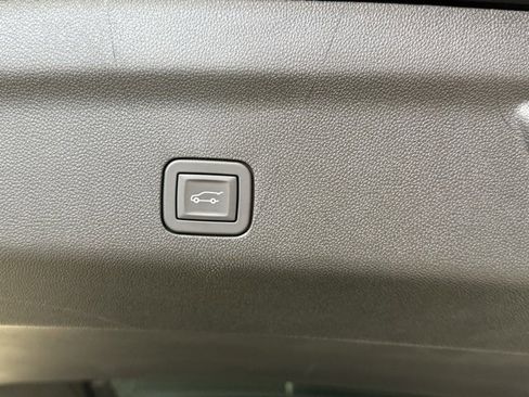 New 2025 Chevrolet Suburban Premier w/ Sun And Tow Package image 12