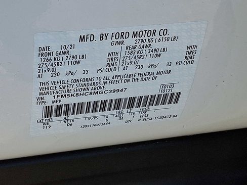 Used 2021 Ford Explorer Platinum w/ Equipment Group 601A image 26