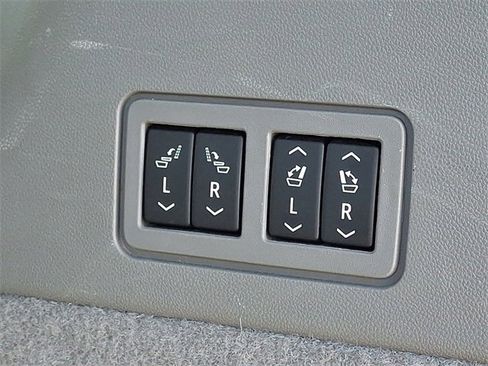 Used 2020 Cadillac XT6 Premium Luxury image 30