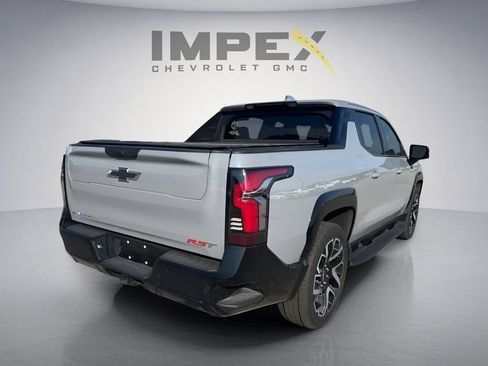 Used 2025 Chevrolet Silverado EV RST AWD/4WD image 6