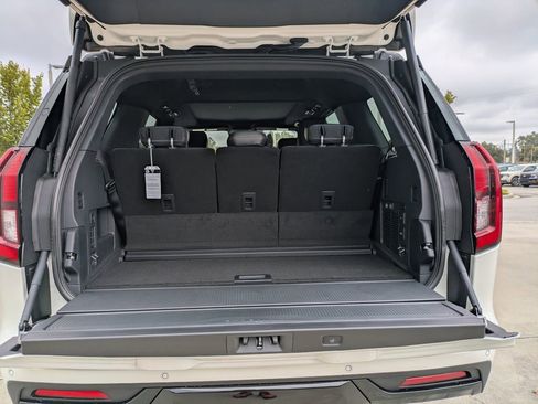 New 2025 Ford Expedition Tremor image 14