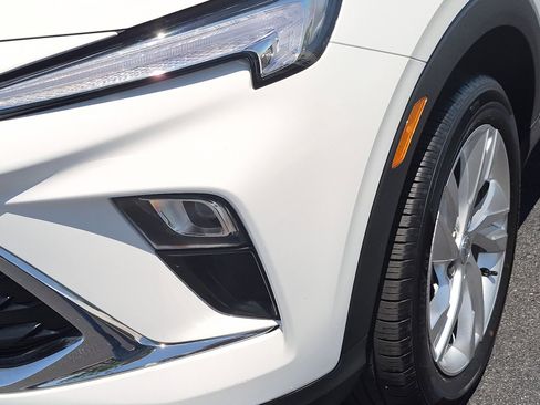 Used 2025 Buick Encore GX Preferred FWD image 9
