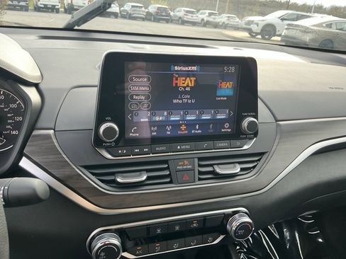 New 2026 Nissan Altima 2.5 SV AWD/4WD image 17
