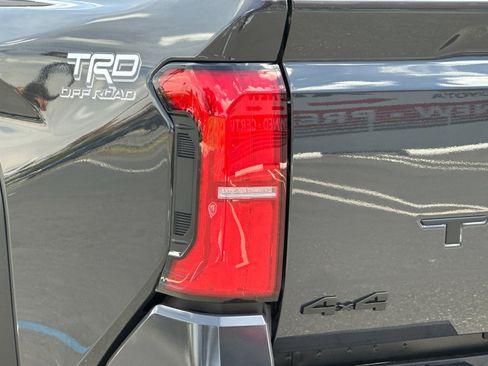 New 2026 Toyota Tacoma TRD Off-Road AWD/4WD image 24