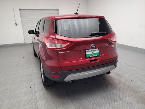 Used 2015 Ford Escape SE image 6