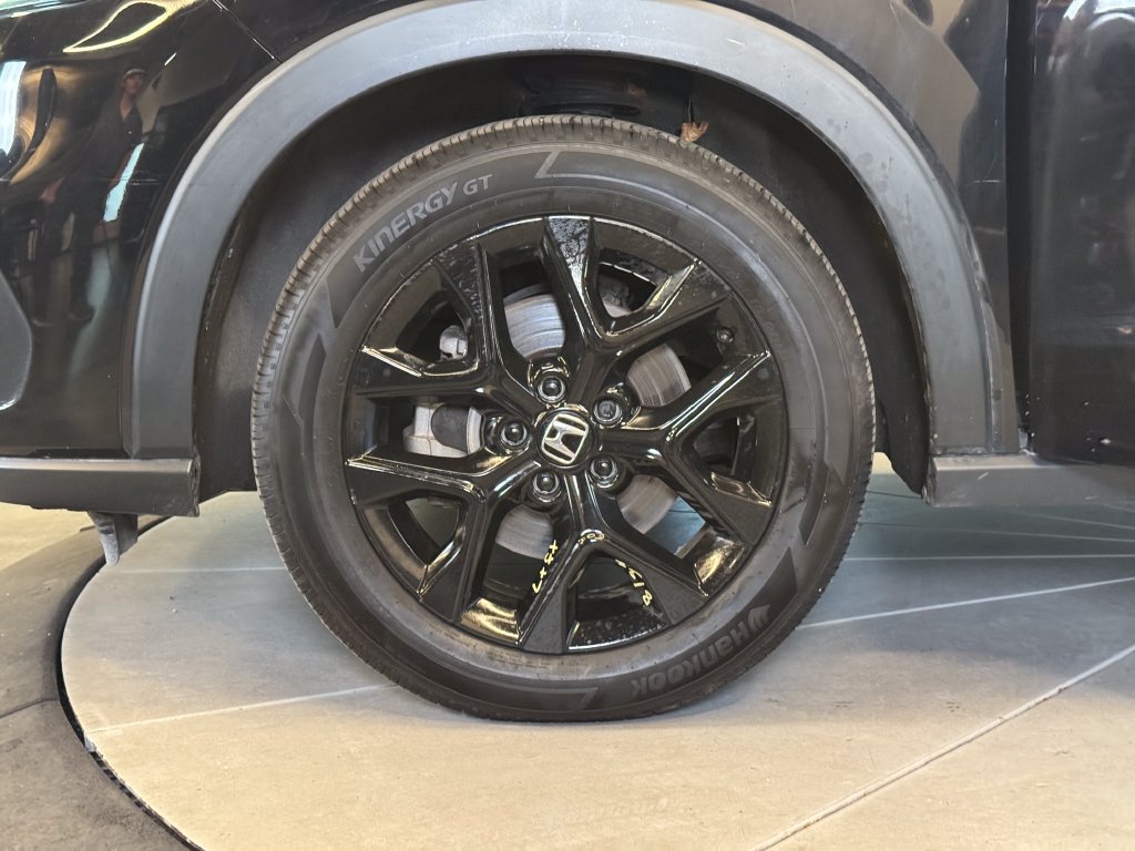 Used 2023 Honda HR-V Sport image 25