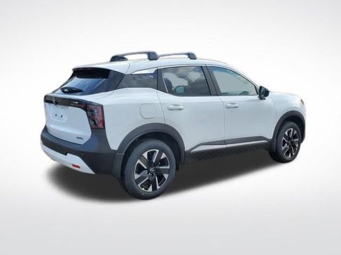 New 2026 Nissan Kicks SV image 5