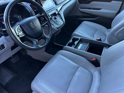 Used 2018 Honda Odyssey Elite image 9