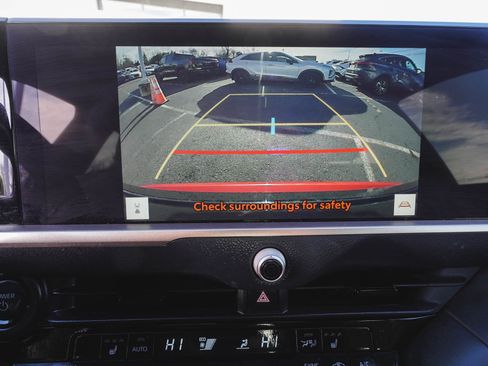 Used 2024 Toyota Crown XLE image 18