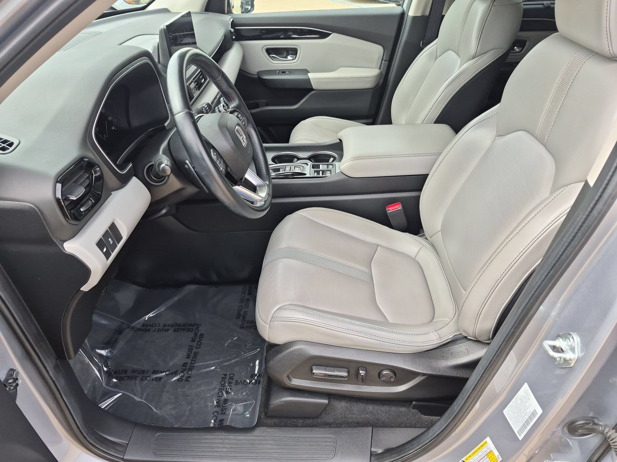 Certified 2023 Honda Pilot Touring image 11