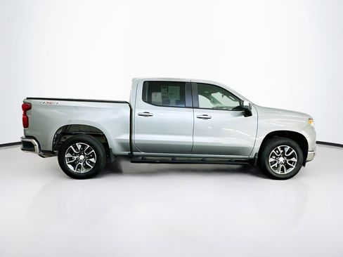 Used 2024 Chevrolet Silverado 1500 LT image 10