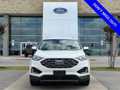 Used 2020 Ford Edge SEL w/ Convenience Package FWD image 2