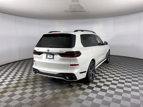 New 2026 BMW X7 xDrive40i image 29
