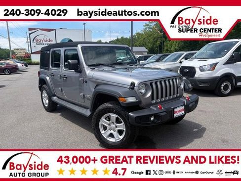 Used 2018 Jeep Wrangler Unlimited Sport S AWD/4WD image 1