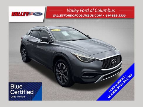Used 2017 INFINITI QX30 Premium w/ Navigation Package AWD/4WD image 1
