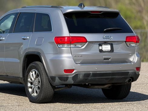 Used 2015 Jeep Grand Cherokee Limited image 16