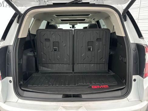 Used 2021 GMC Acadia Denali w/ Denali Technology Package AWD/4WD image 22