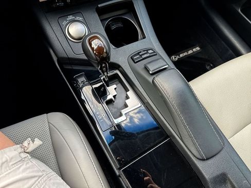 Used 2013 Lexus ES 350 350 w/ Luxury Pkg image 20