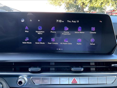 Certified 2025 Kia Telluride S FWD image 32