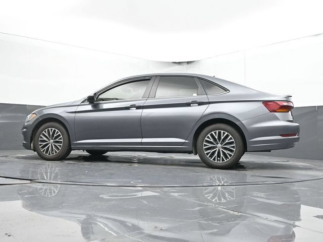 Used 2019 Volkswagen Jetta SE w/ Cold Weather Package FWD image 46