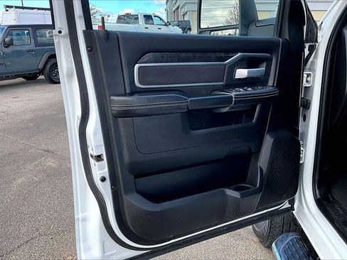 Used 2024 RAM 2500 Big Horn w/ Off Road Package image 22