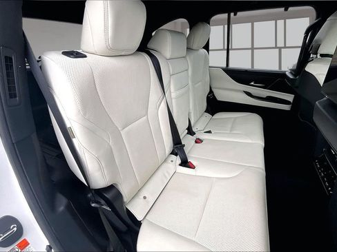 Used 2022 Lexus LX 600 4WD w/ Appearance Package image 27