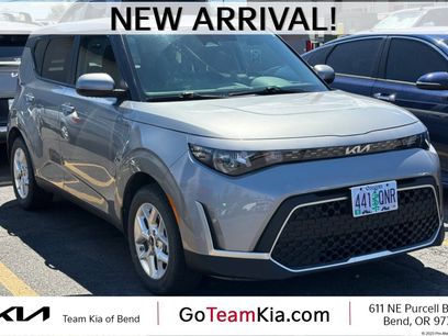 Used 2025 Kia Soul LX w/ LX Technology Package
