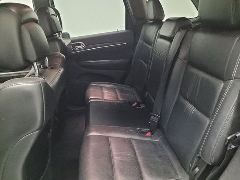 Used 2016 Jeep Grand Cherokee Limited RWD image 18