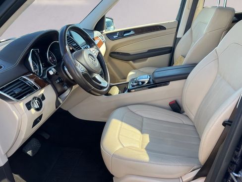 Certified 2019 Mercedes-Benz GLS 450 4MATIC image 9