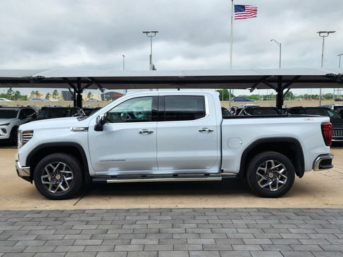 New 2026 GMC Sierra 1500 SLT w/ SLT Premium Plus Package image 7