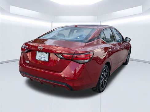 Used 2025 Nissan Sentra SV FWD image 4