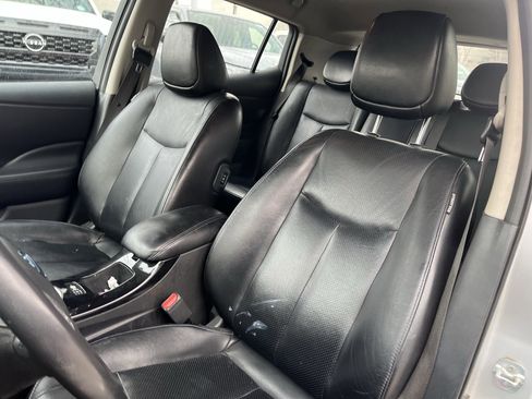Used 2016 Nissan Leaf SL w/ Premium Package image 10