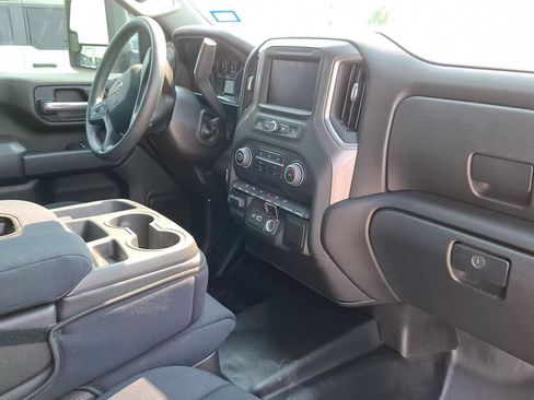 Used 2024 Chevrolet Silverado 2500 W/T w/ WT Convenience Package RWD image 13