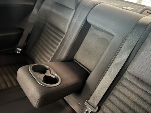 Used 2011 Dodge Challenger RWD image 27
