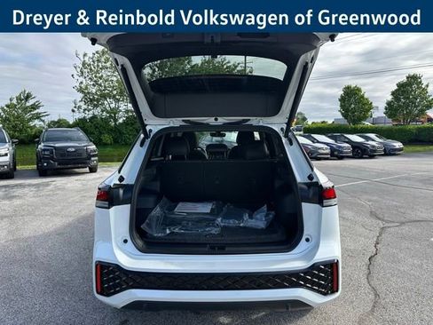 New 2026 Volkswagen Tiguan SE R-Line AWD/4WD image 35